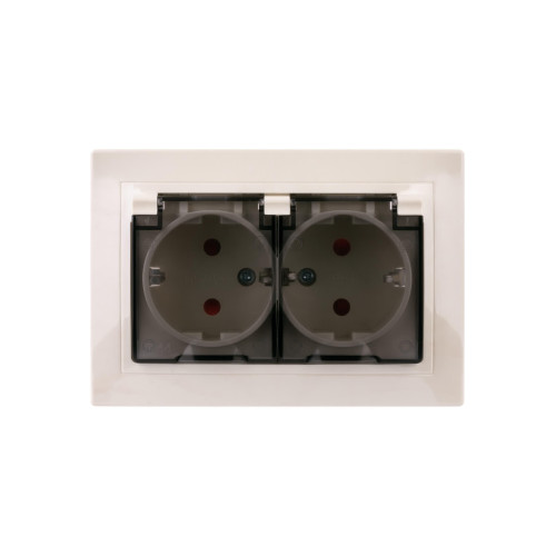 Розетка двойная 2П+З с защ. шт. и прозрачной крышкой 16А 250В IP44 сл. кость 